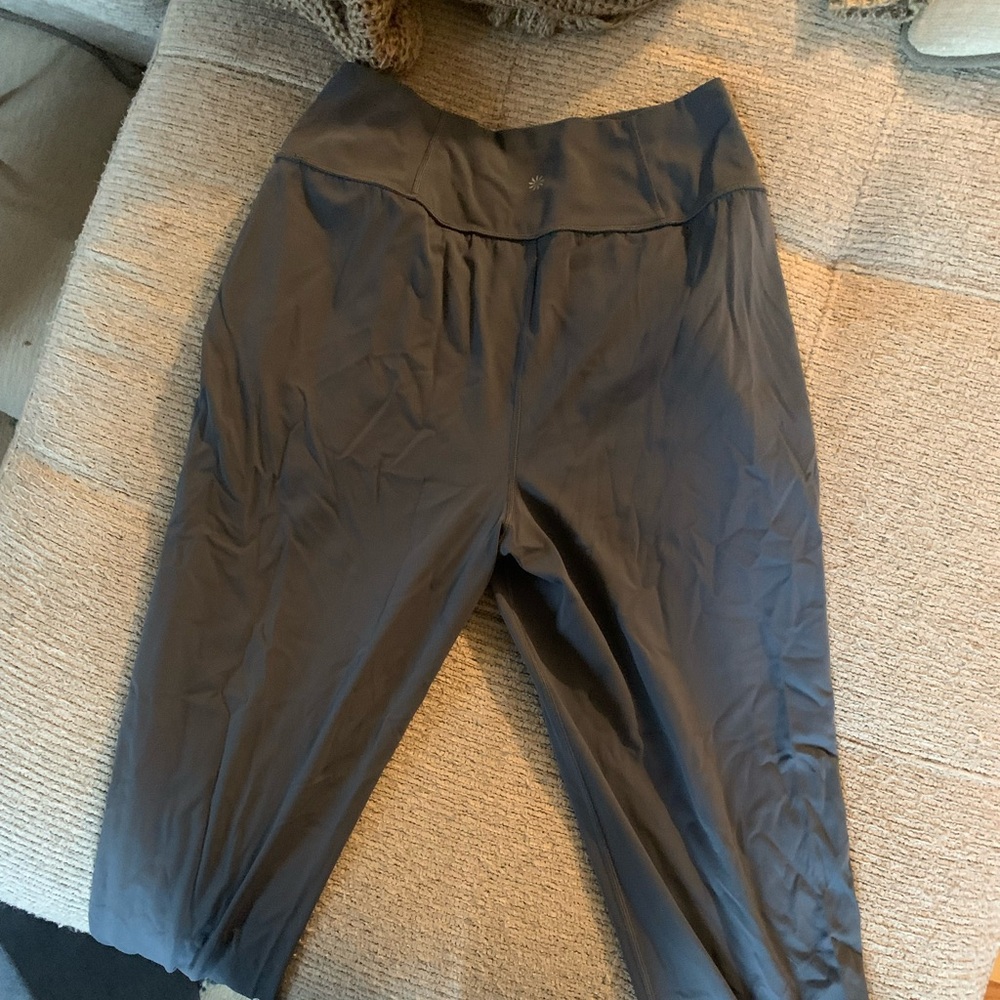 Athleta crop pant